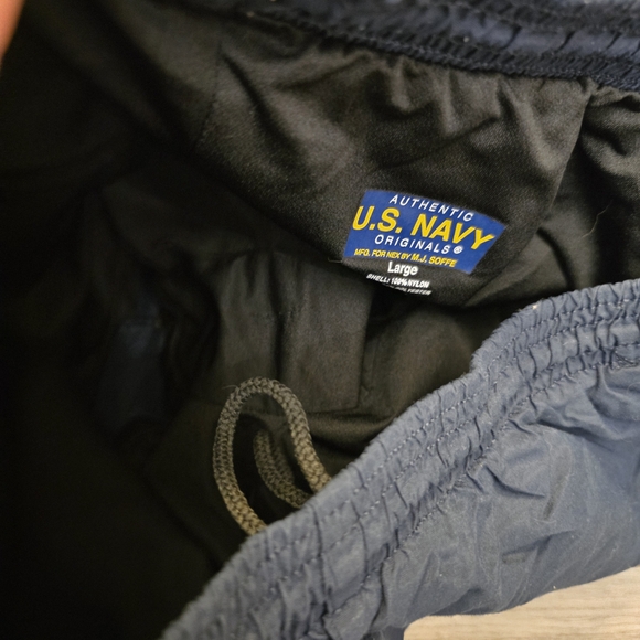 U.S. Navy Shorts Blue Mens Large Physical Fitness Uniform Nylon Reflective Short - Picture 6 of 7